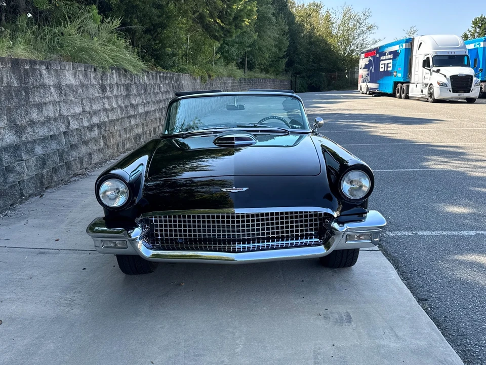 1957 Ford Thunderbird 1st Gen - Image 8 of 31