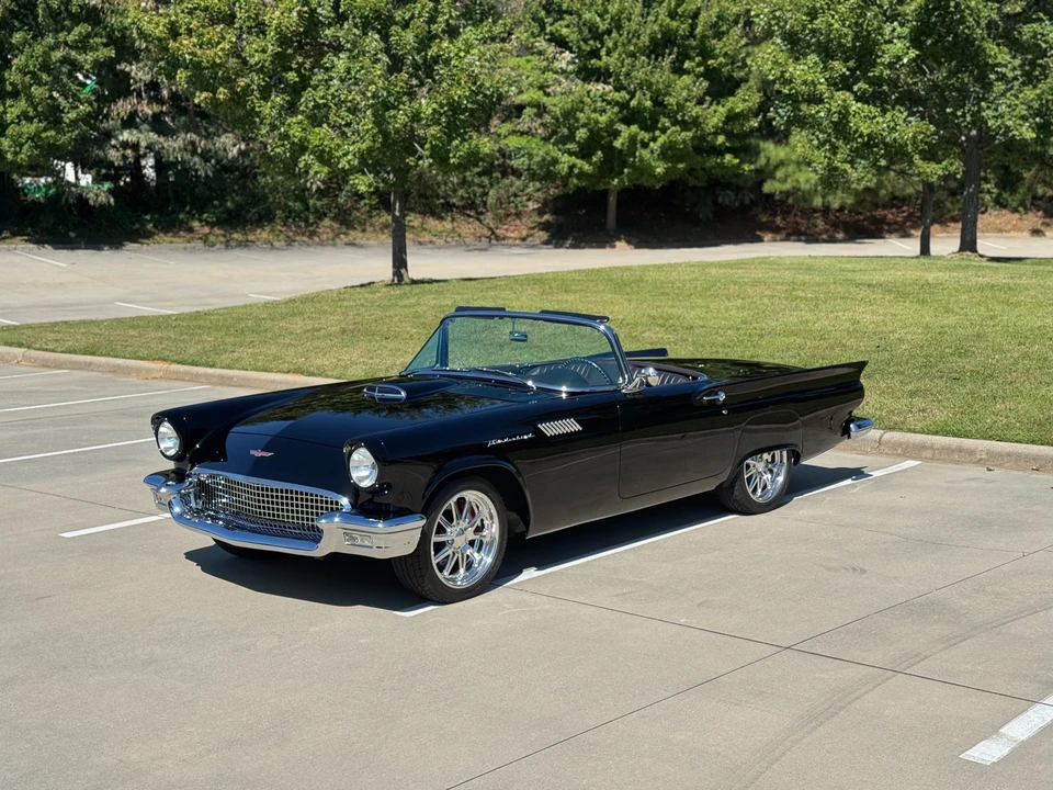1957 Ford Thunderbird 1st Gen - Image 31 of 31