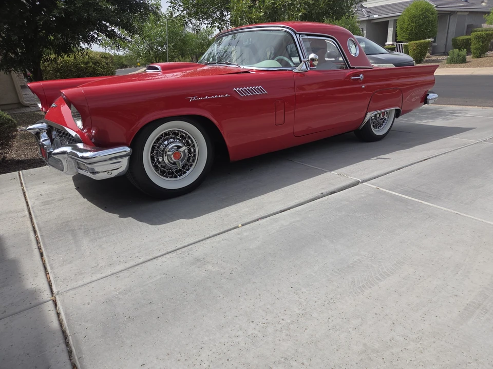 1957 Ford Thunderbird 1st Gen - Image 14 of 31