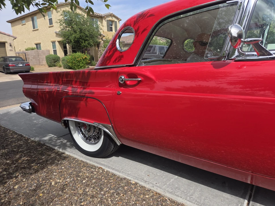 1957 Ford Thunderbird 1st Gen - Image 21 of 31
