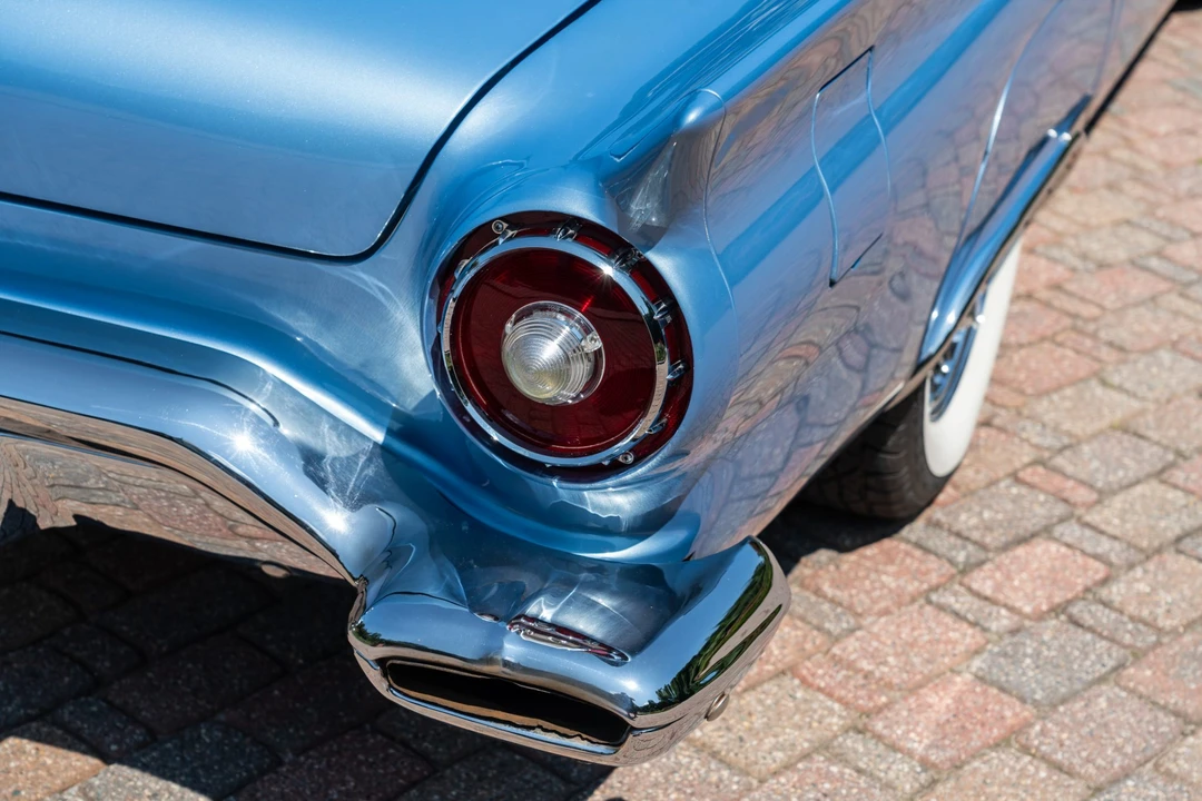 1957 Ford Thunderbird 1st Gen - Image 28 of 31