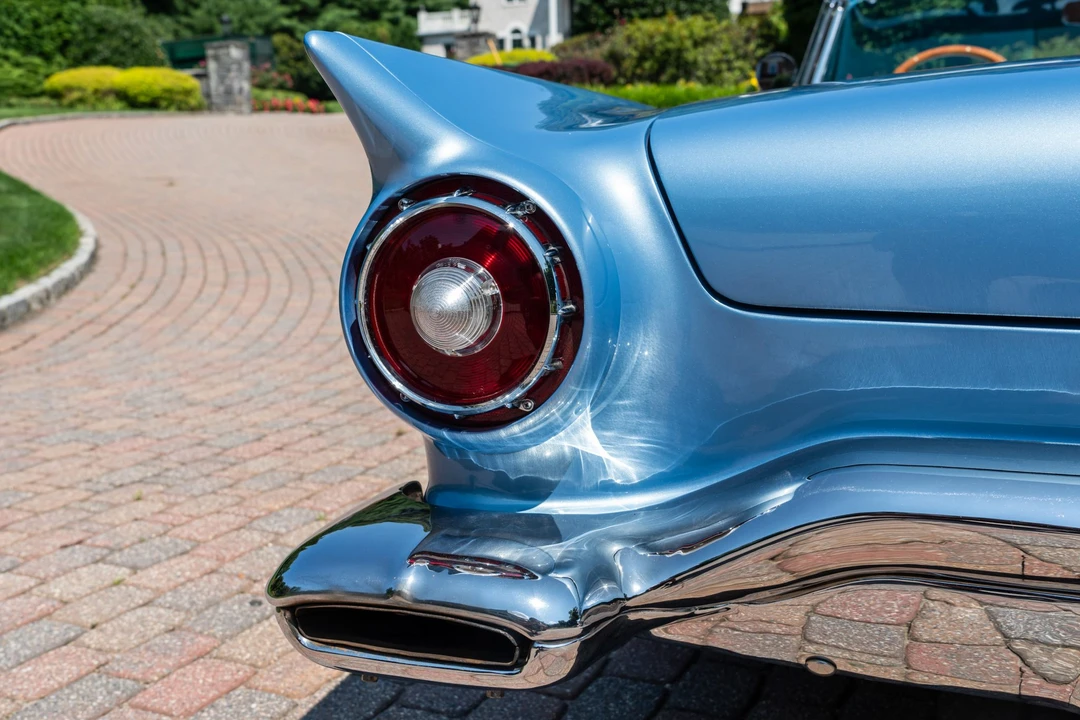 1957 Ford Thunderbird 1st Gen - Image 29 of 31