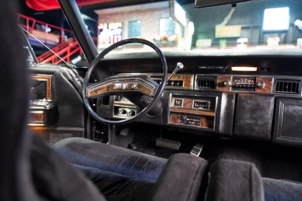 1977 Lincoln Town Car - Image 7 of 9