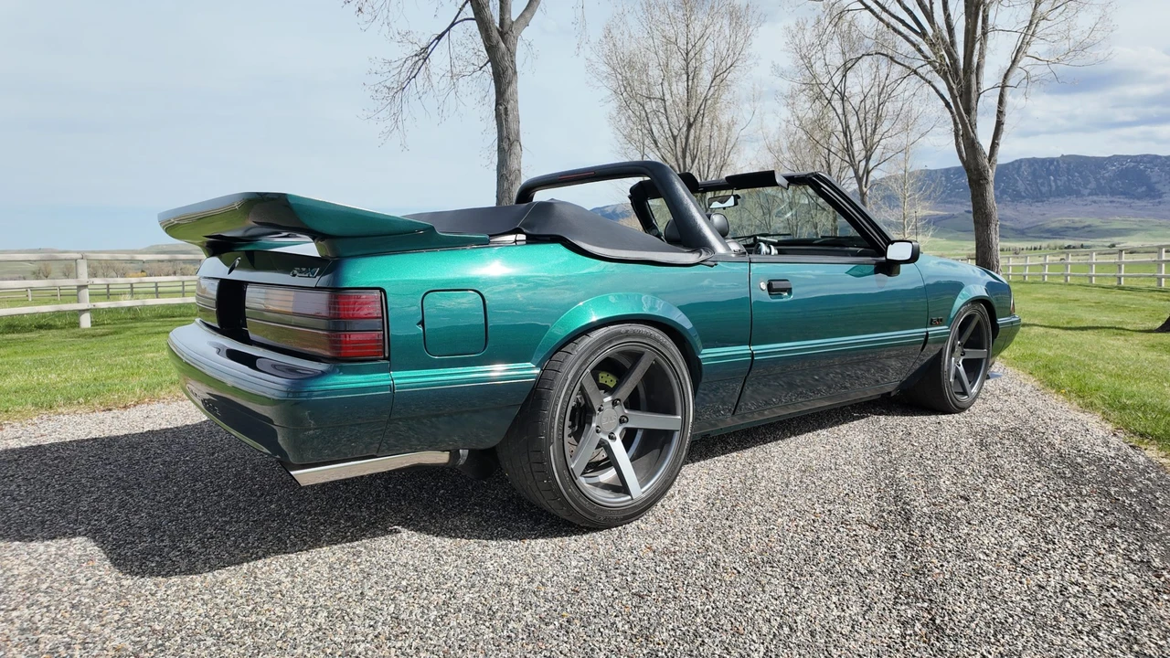 1990 Ford Mustang 3rd Gen - Image 18 of 31