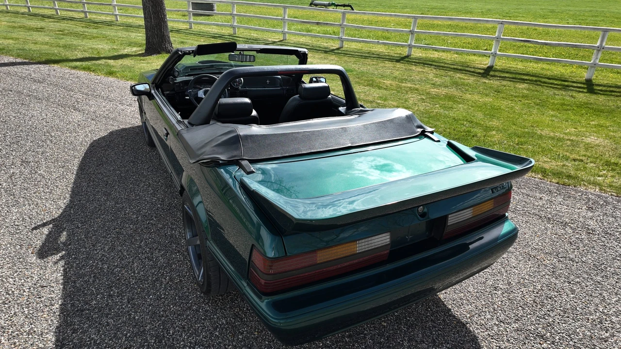 1990 Ford Mustang 3rd Gen - Image 28 of 31