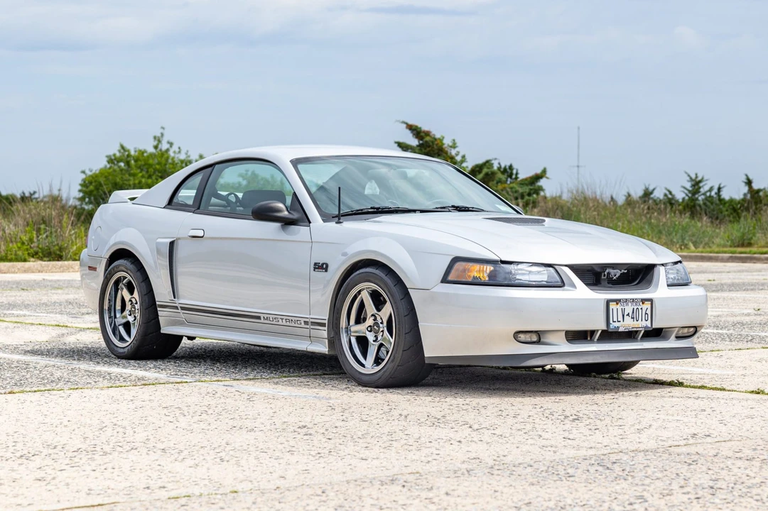 1999 Ford SN95 Mustang - Image 1 of 31