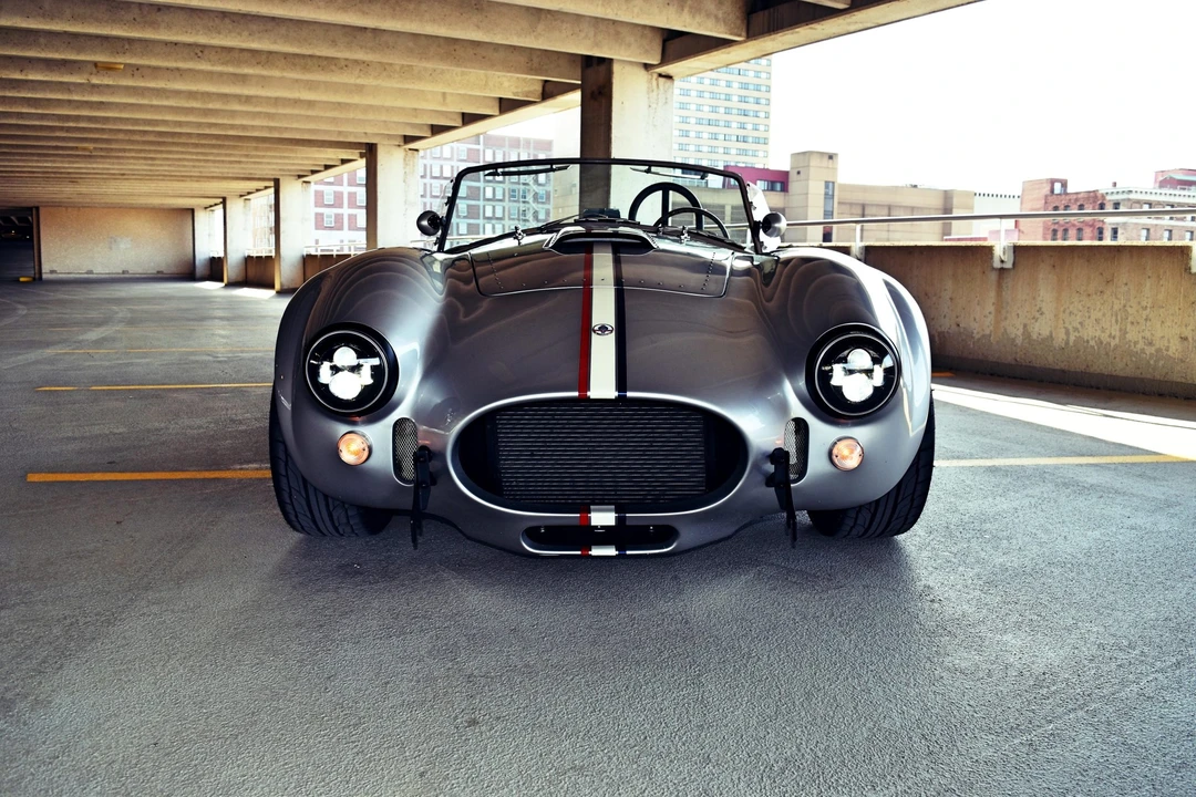Shelby Cobra Replica - Image 4 of 31