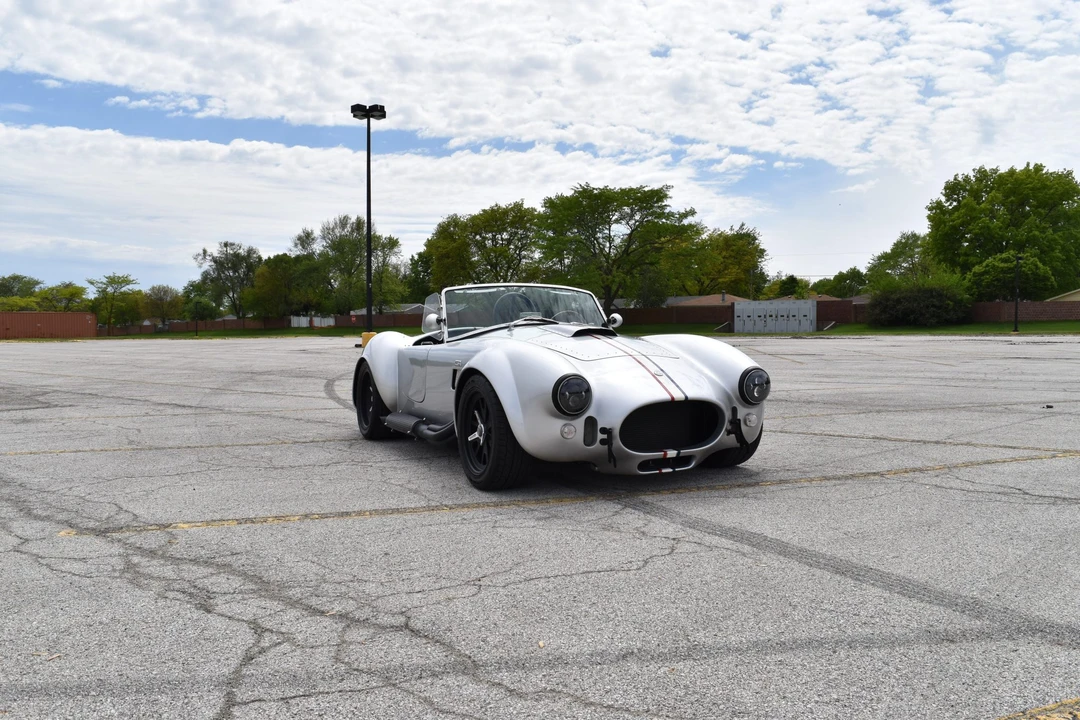 Shelby Cobra Replica - Image 19 of 31