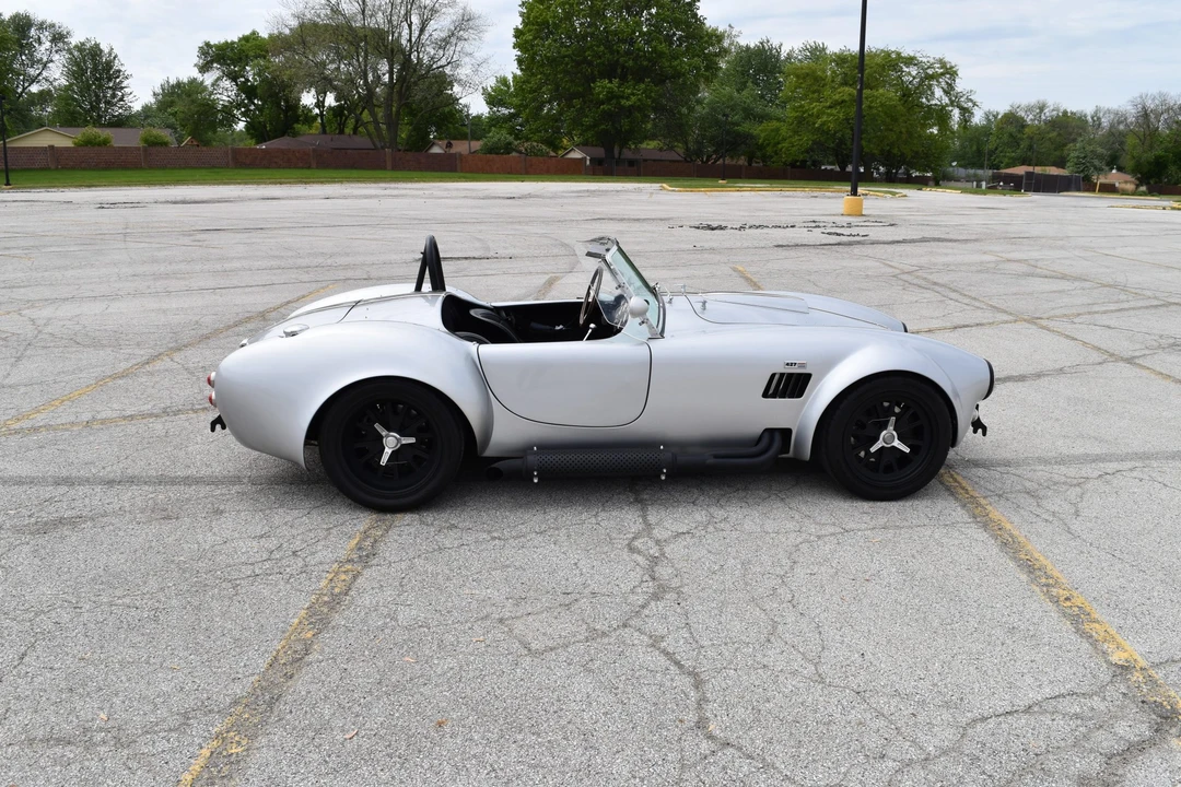 Shelby Cobra Replica - Image 28 of 31