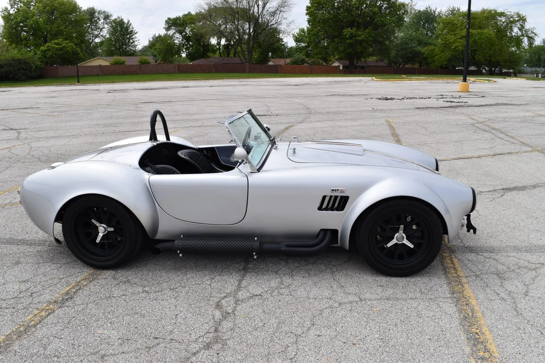 Shelby Cobra Replica - Image 22 of 31