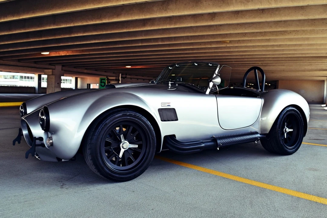 Shelby Cobra Replica - Image 3 of 31