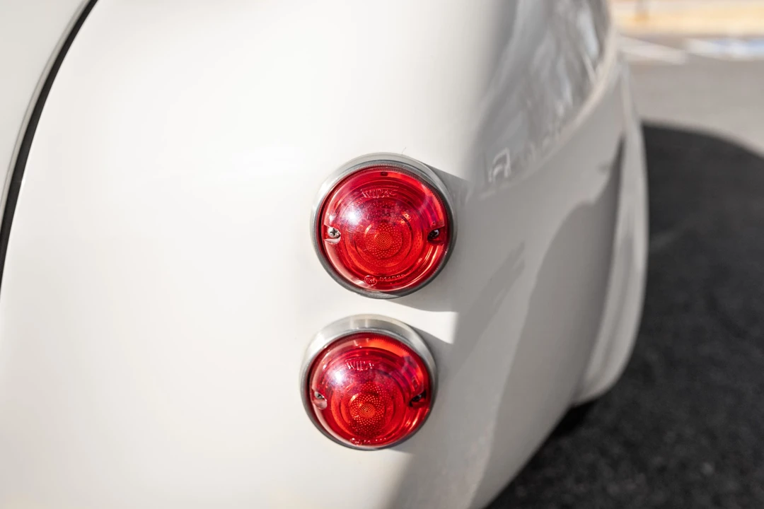 Shelby Cobra Replica - Image 18 of 31