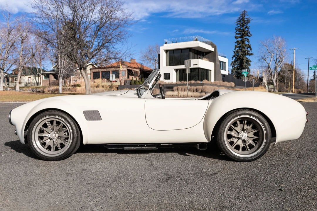Shelby Cobra Replica - Image 3 of 31