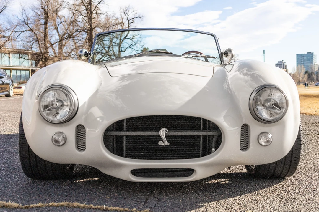 Shelby Cobra Replica - Image 8 of 31