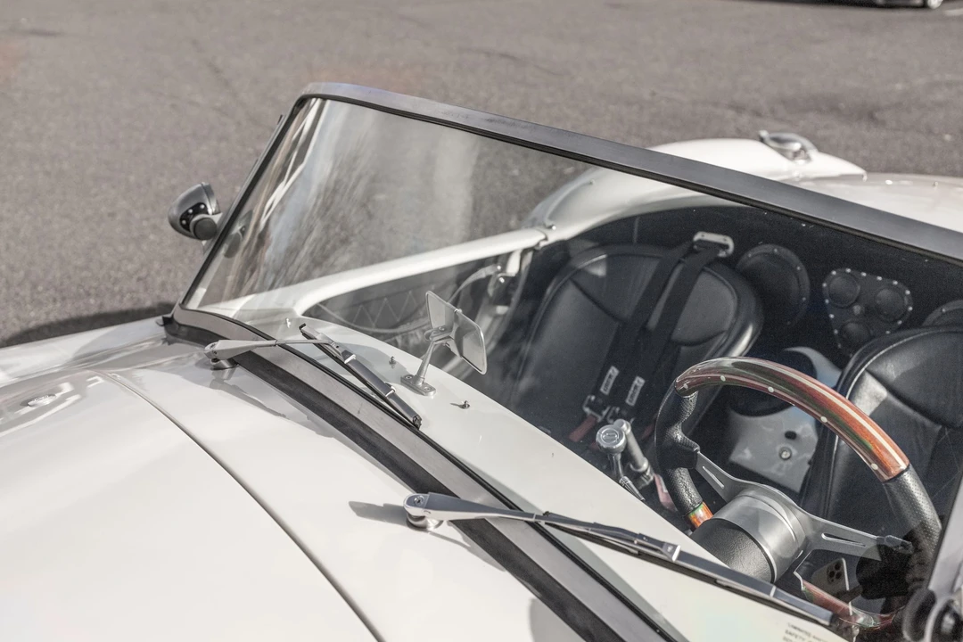 Shelby Cobra Replica - Image 19 of 31
