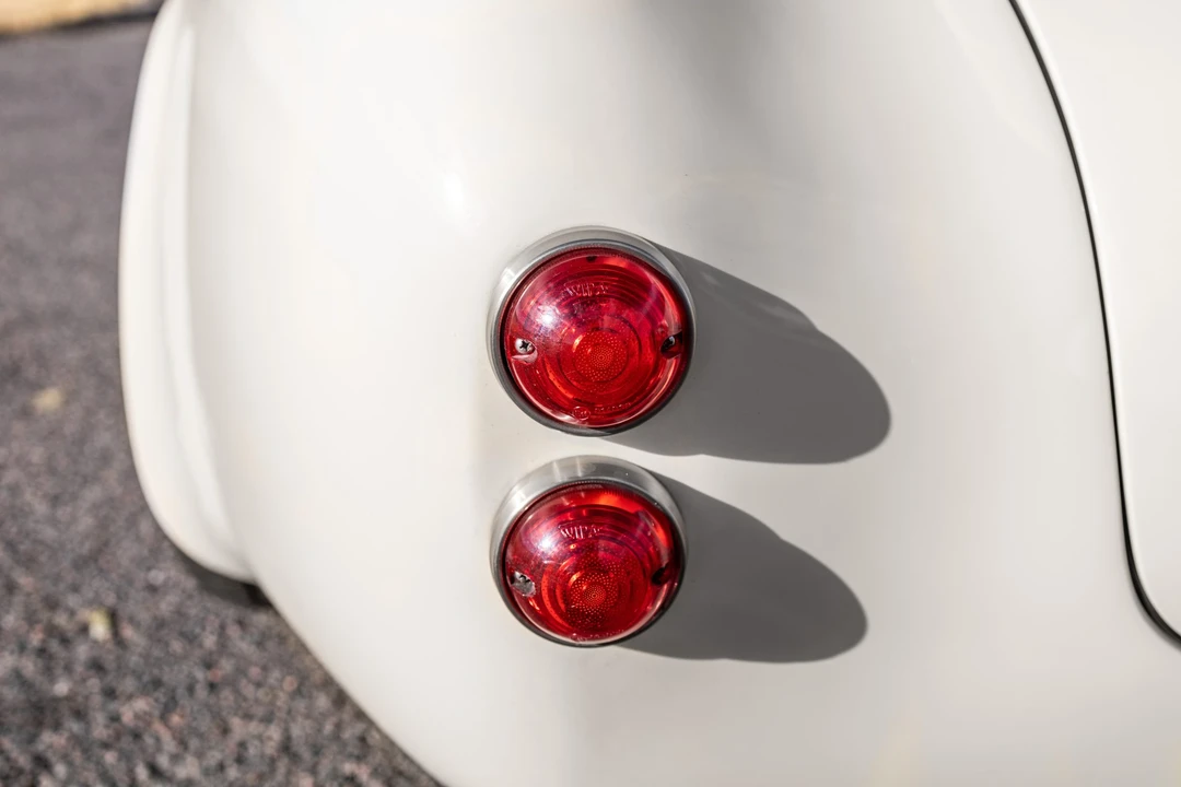 Shelby Cobra Replica - Image 17 of 31