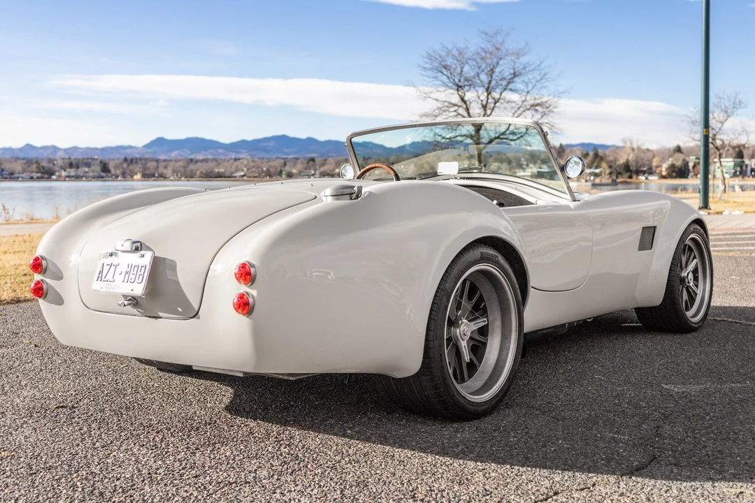 Shelby Cobra Replica - Image 6 of 31
