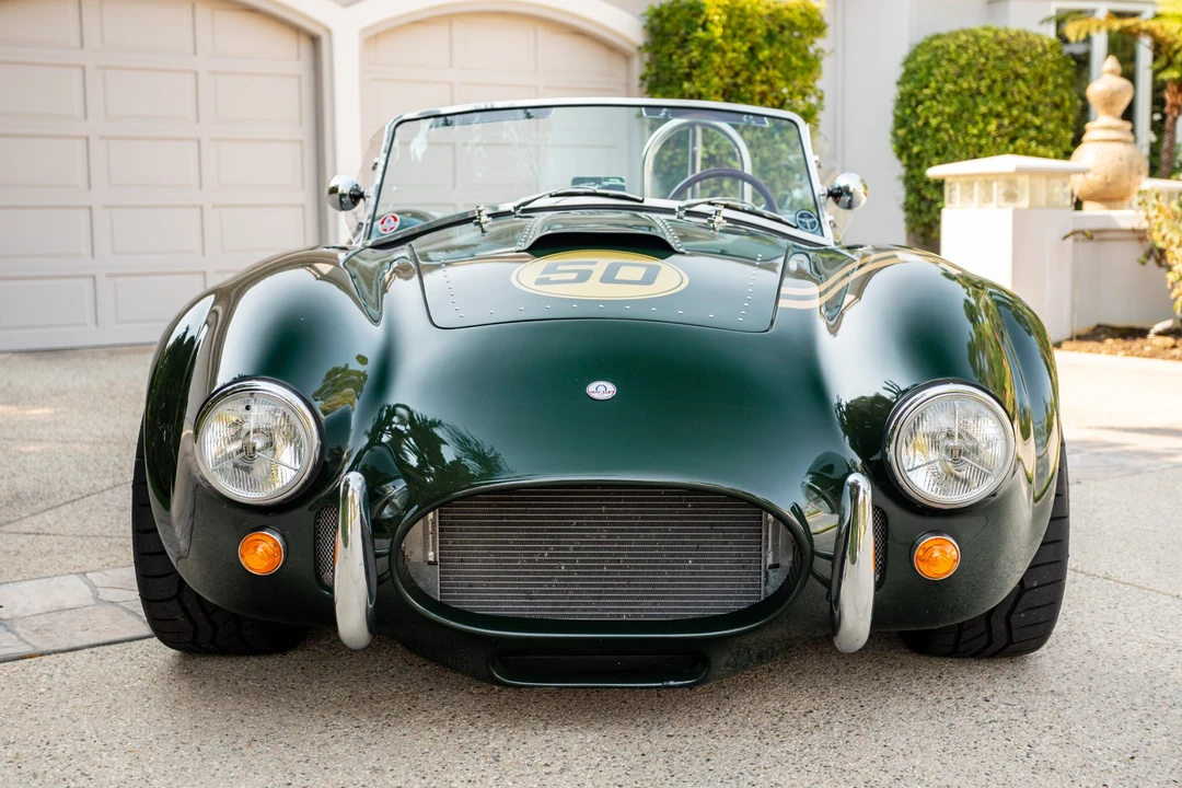 Shelby Cobra Replica - Image 9 of 31