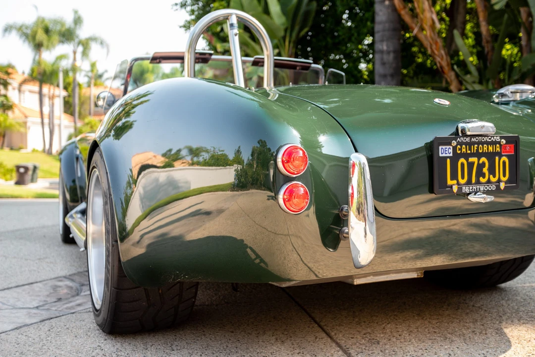 Shelby Cobra Replica - Image 24 of 31