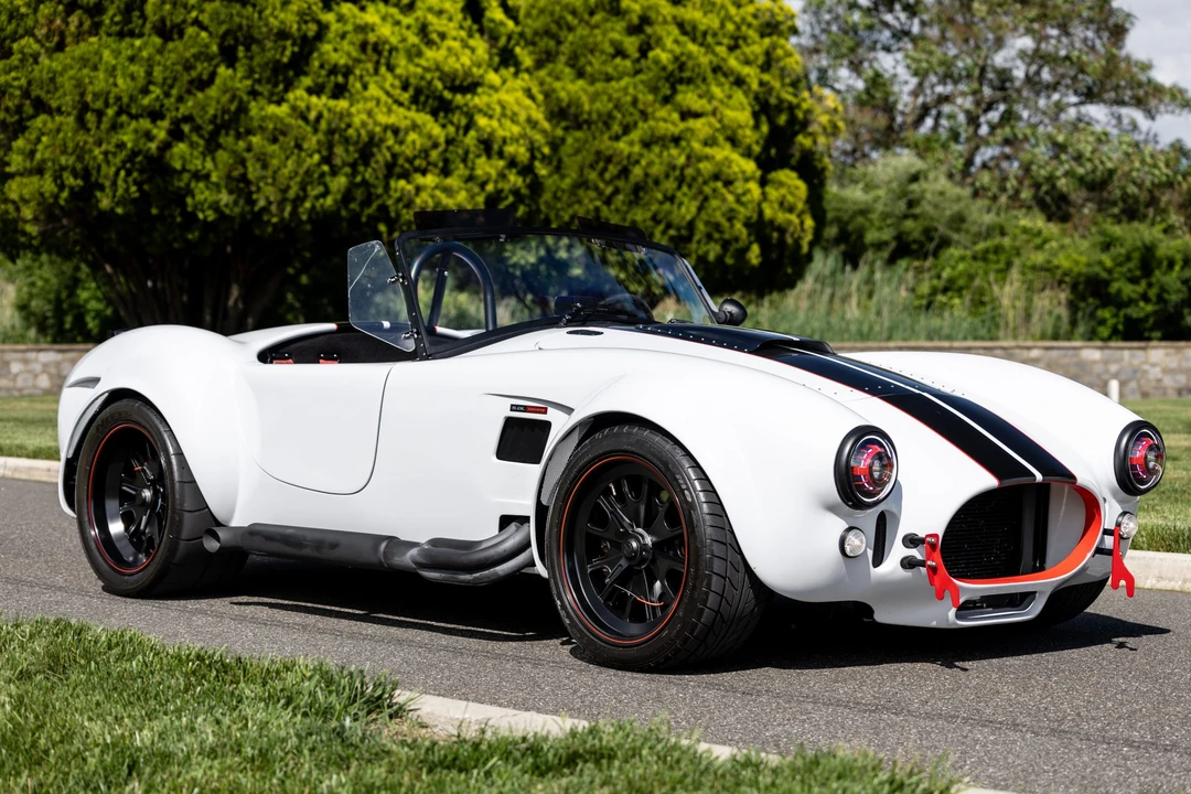 Shelby Cobra Replica - Image 13 of 31