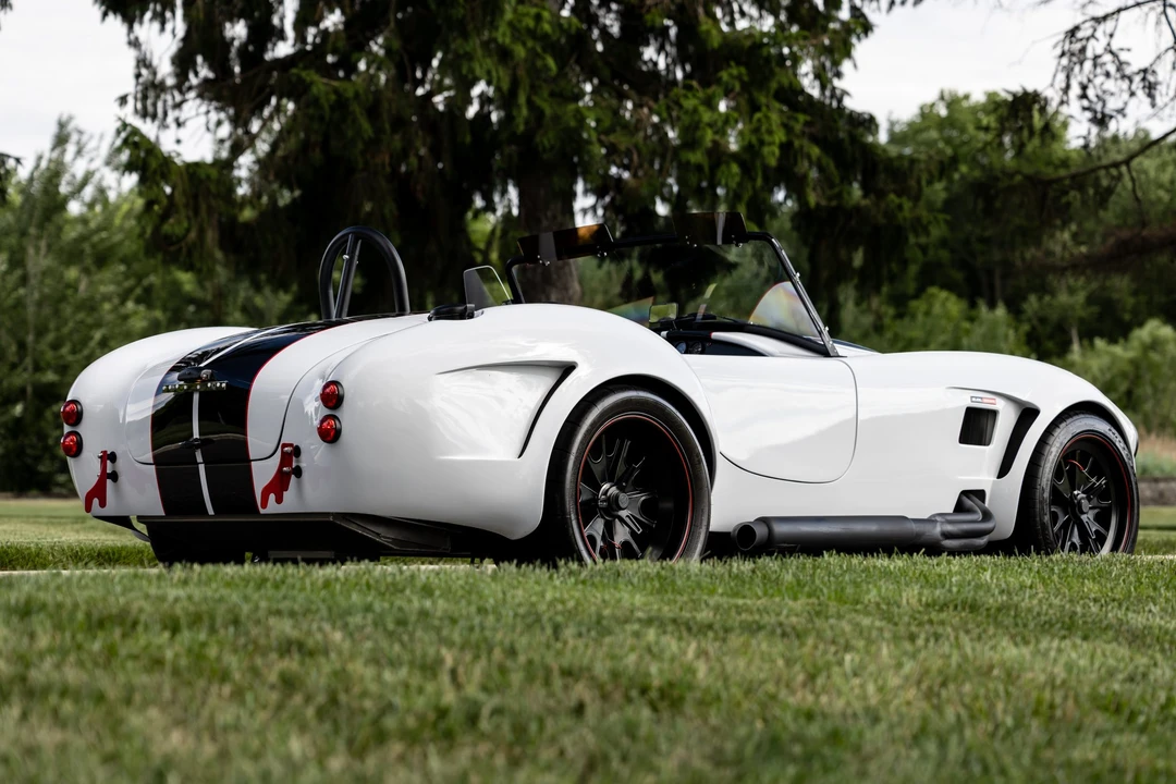 Shelby Cobra Replica - Image 18 of 31