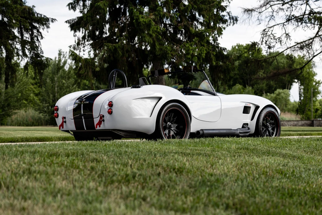 Shelby Cobra Replica - Image 19 of 31
