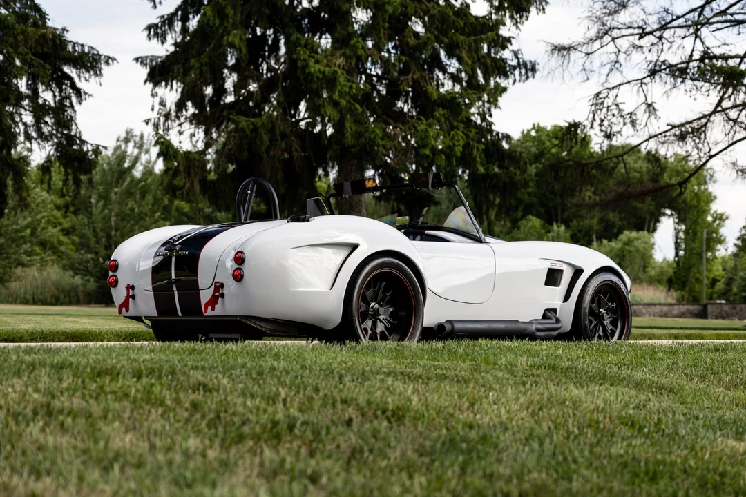 Shelby Cobra Replica - Image 20 of 31