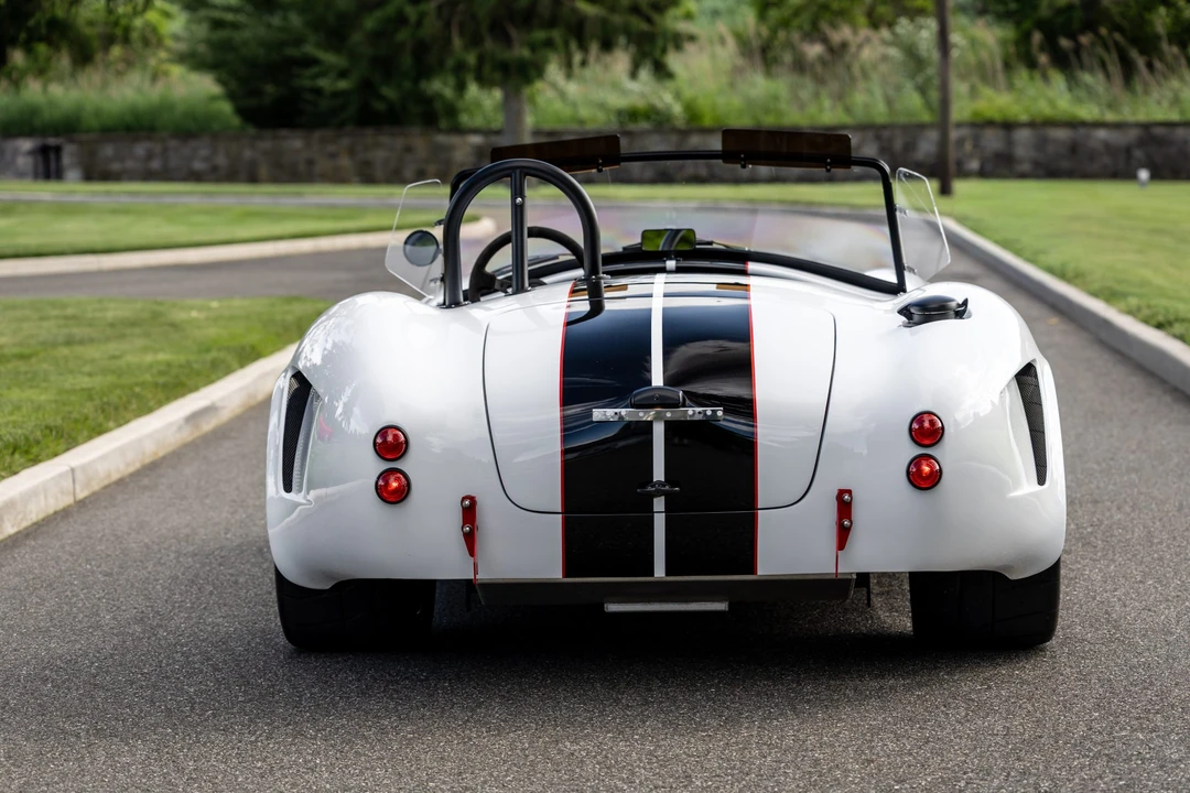 Shelby Cobra Replica - Image 22 of 31
