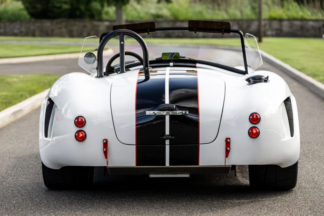 Shelby Cobra Replica - Image 23 of 31
