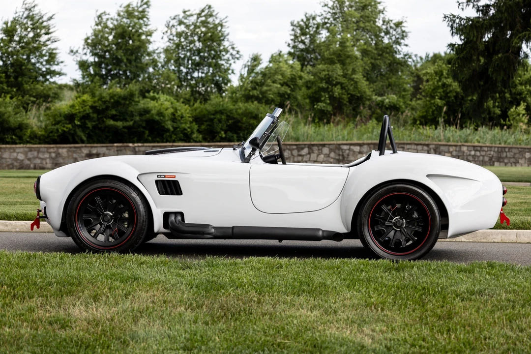 Shelby Cobra Replica - Image 30 of 31