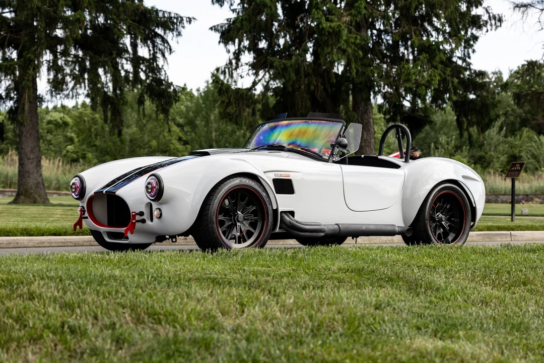 Shelby Cobra Replica - Image 4 of 31