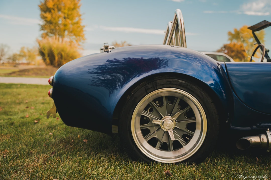 Shelby Cobra Replica - Image 18 of 31