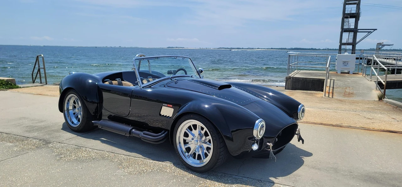 Shelby Cobra Replica - Image 30 of 31