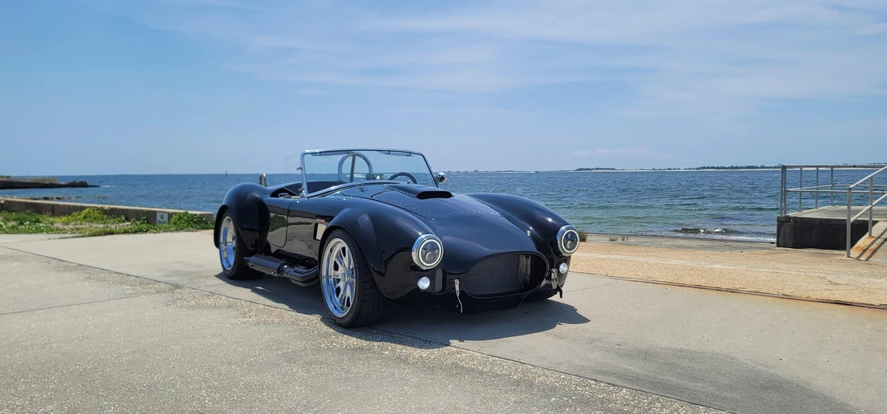 Shelby Cobra Replica - Image 23 of 31