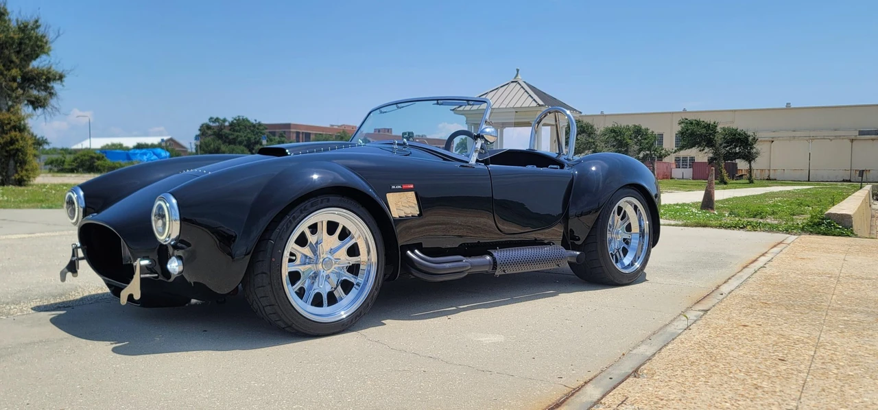Shelby Cobra Replica - Image 6 of 31