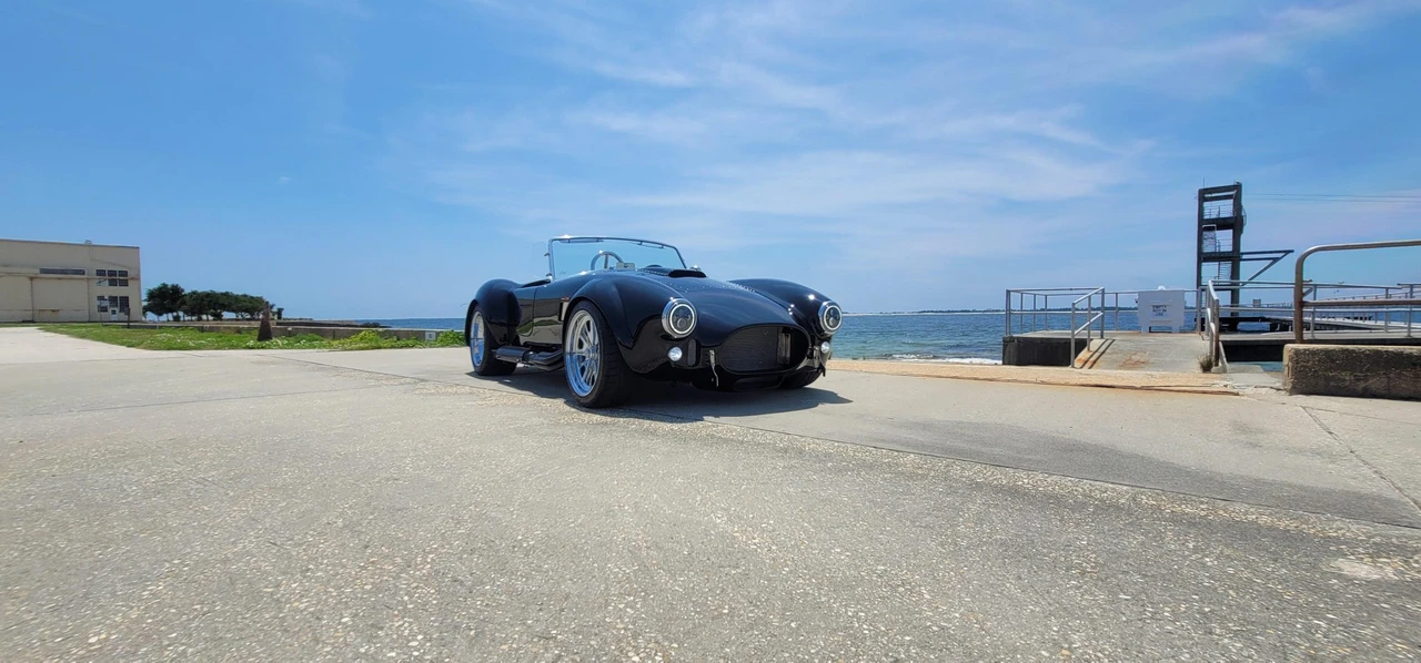 Shelby Cobra Replica - Image 21 of 31