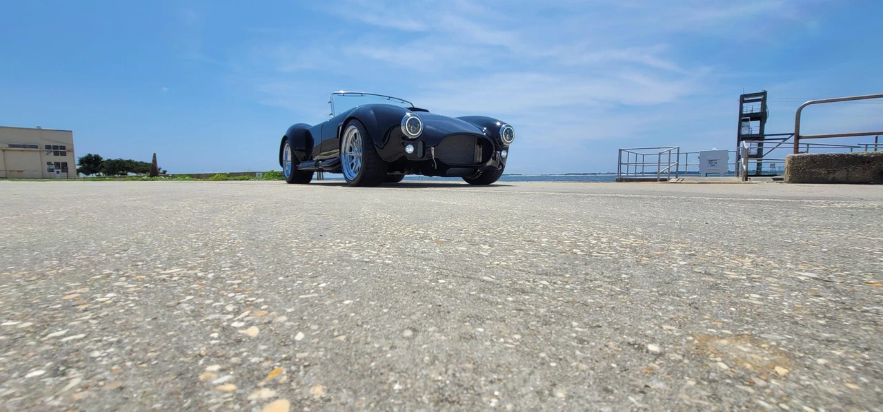 Shelby Cobra Replica - Image 27 of 31