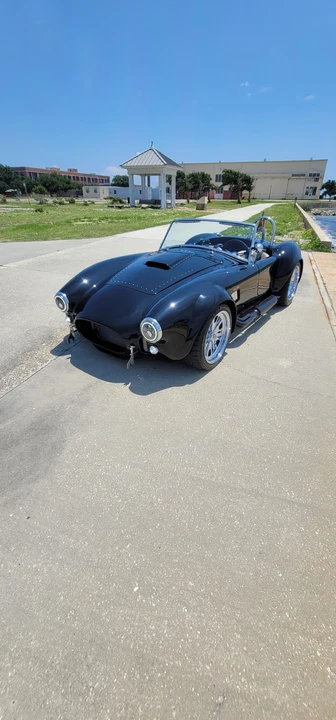 Shelby Cobra Replica - Image 10 of 31