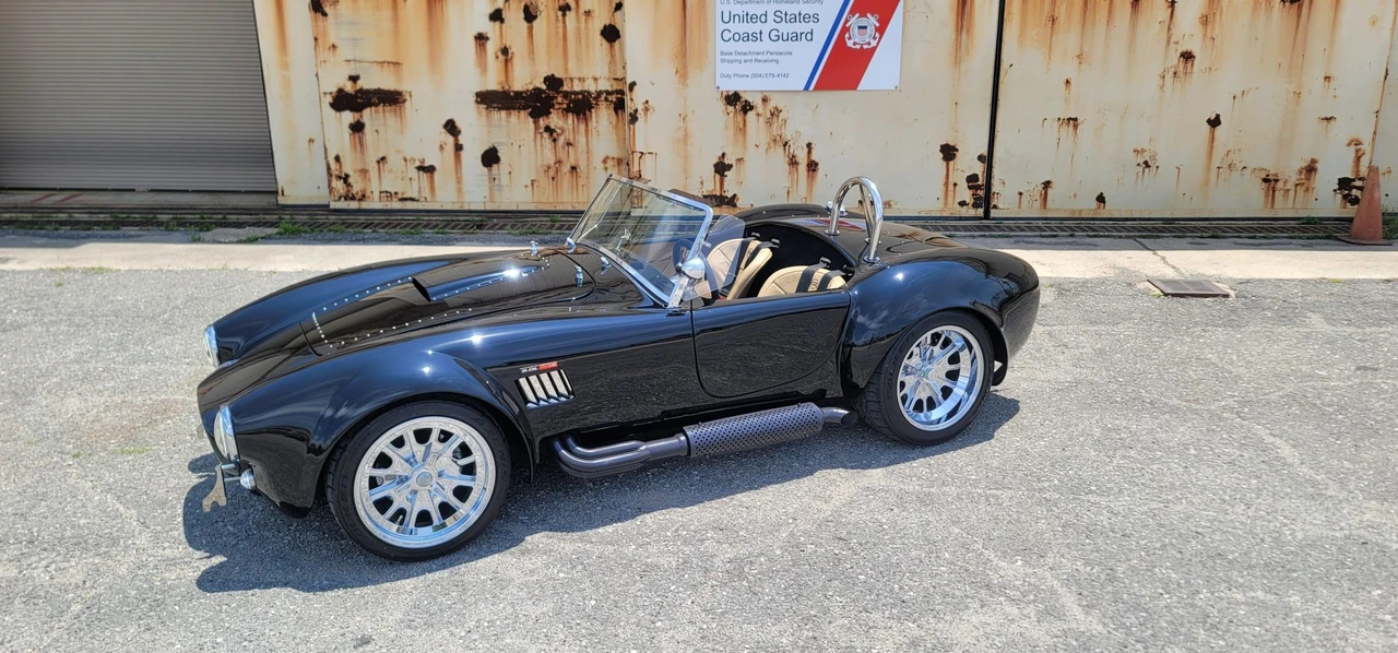 Shelby Cobra Replica - Image 5 of 31