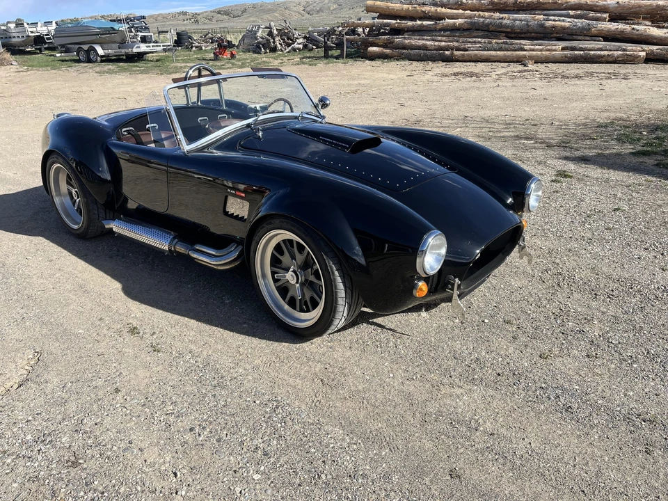 Shelby Cobra Replica - Image 19 of 31