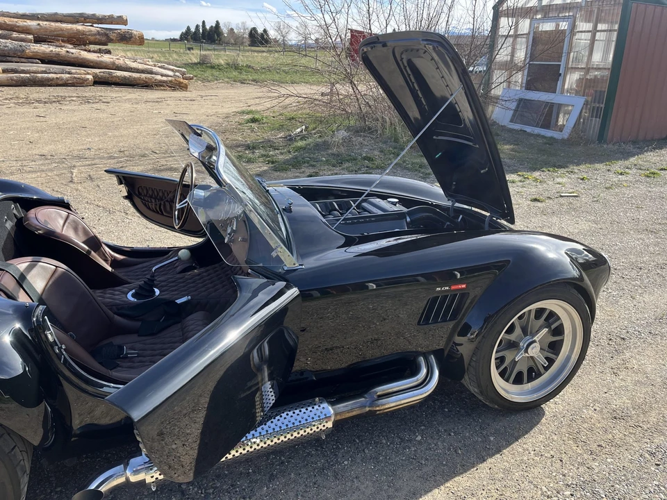 Shelby Cobra Replica - Image 28 of 31