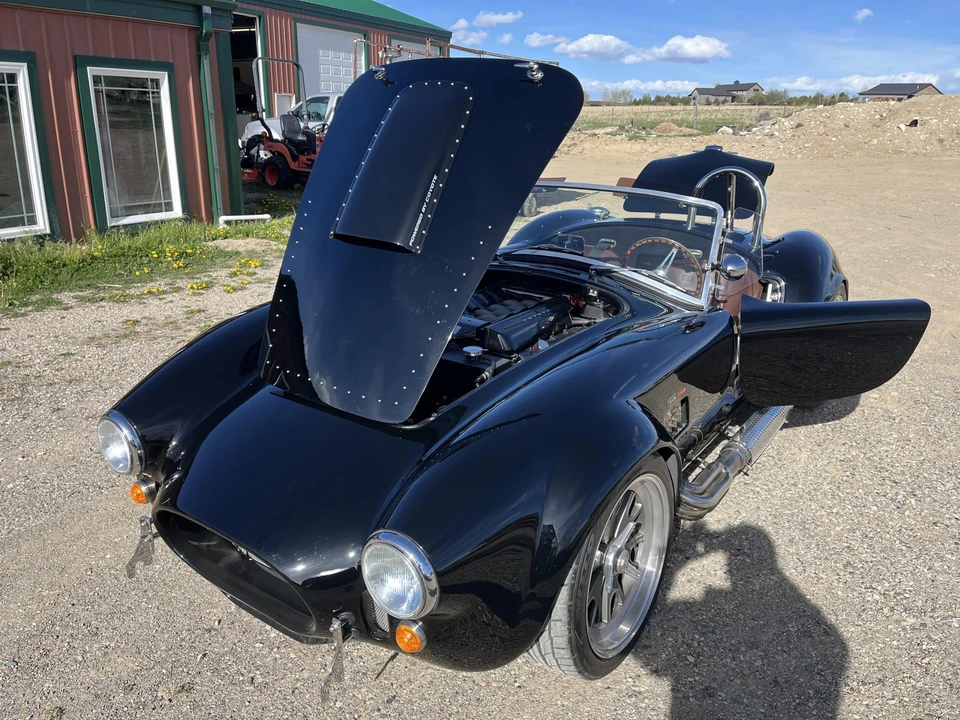 Shelby Cobra Replica - Image 23 of 31