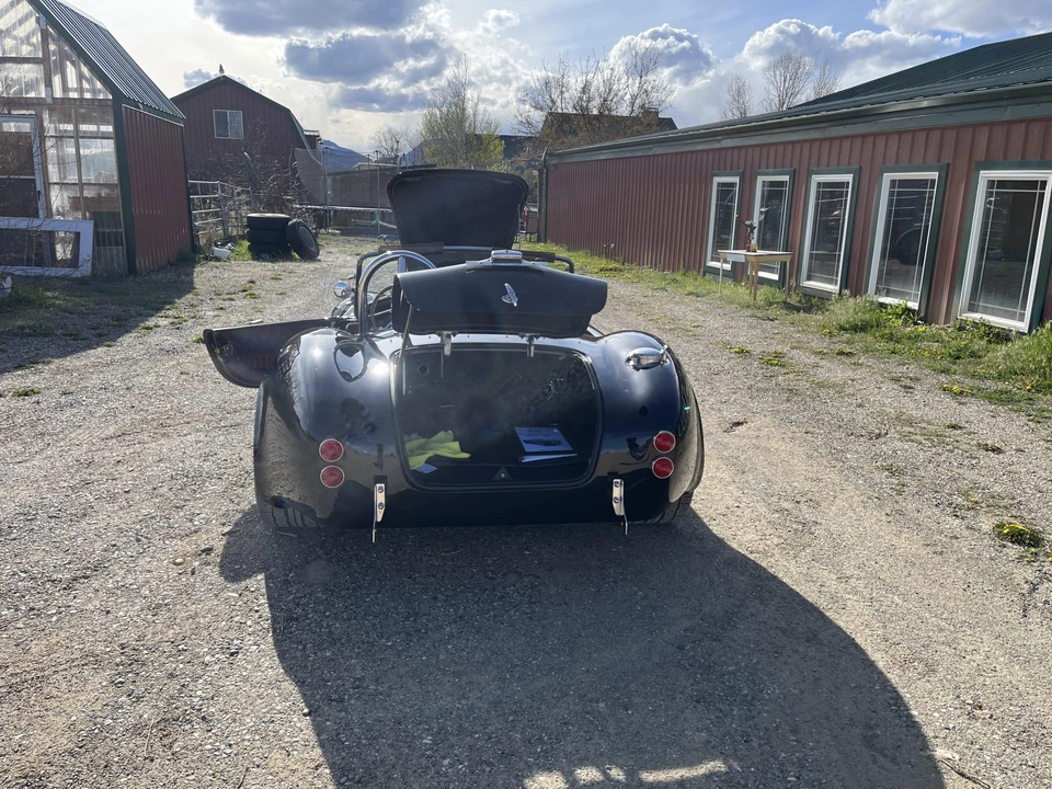 Shelby Cobra Replica - Image 26 of 31