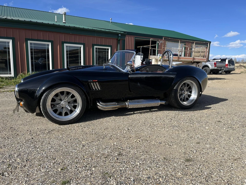 Shelby Cobra Replica - Image 7 of 31