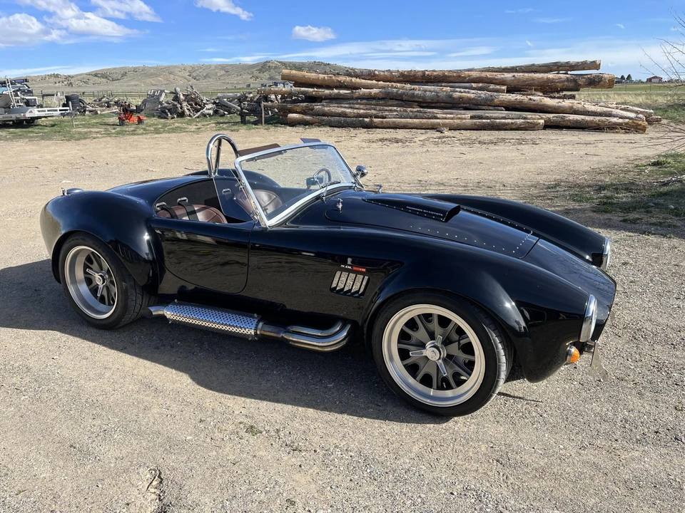 Shelby Cobra Replica - Image 20 of 31