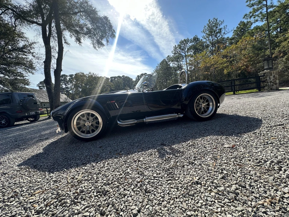 Shelby Cobra Replica - Image 19 of 31