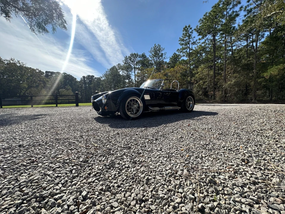 Shelby Cobra Replica - Image 16 of 31
