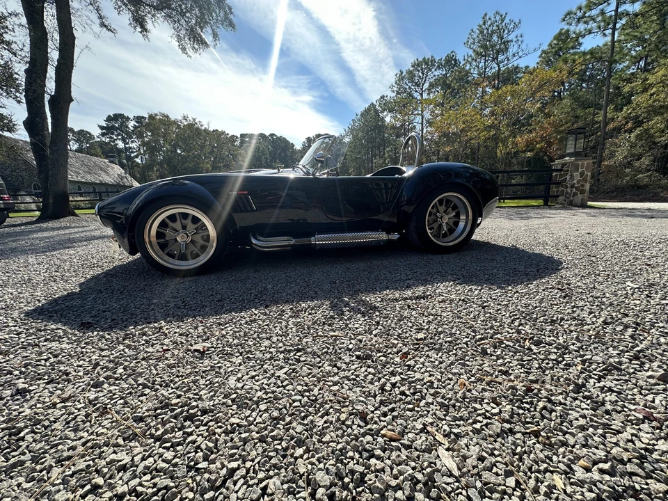 Shelby Cobra Replica - Image 18 of 31