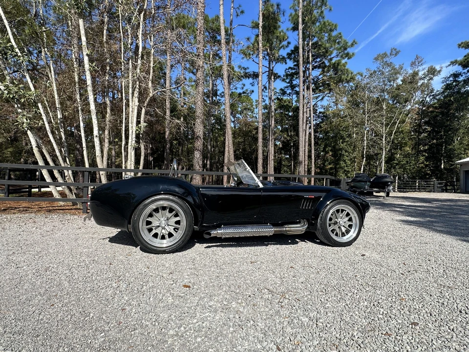 Shelby Cobra Replica - Image 24 of 31