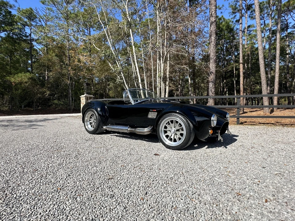 Shelby Cobra Replica - Image 25 of 31